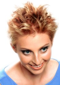 goodlooksfinder.com Baliage highlights and Sharon Stone hair style